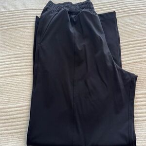 Women’s Abercrombie YPB lightweight Black Athleasure Pants Large